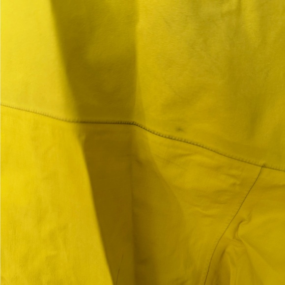 Arc’teryx Women’s size Medium waterproof jacket with hood - Picture 2 of 8